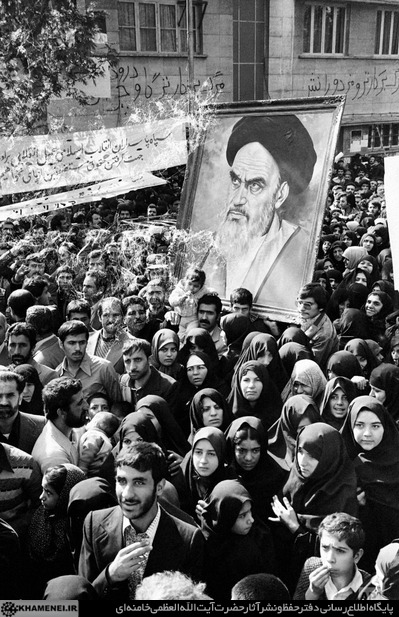 تصاویر منتشرنشده و دیدنی از ۴۴۴ روز خشم انقلابی ملت ایران علیه استکبار