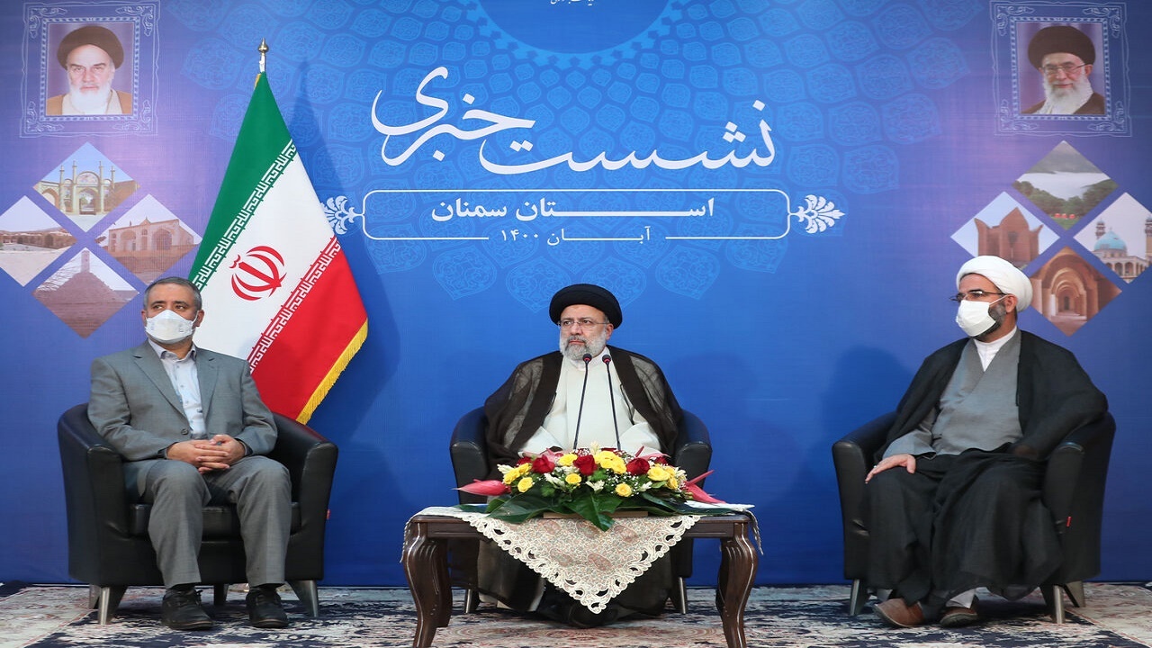 قدردانی استاندار و امام جمعه سمنان از همدلی‌ها در سفر رییس جمهوری