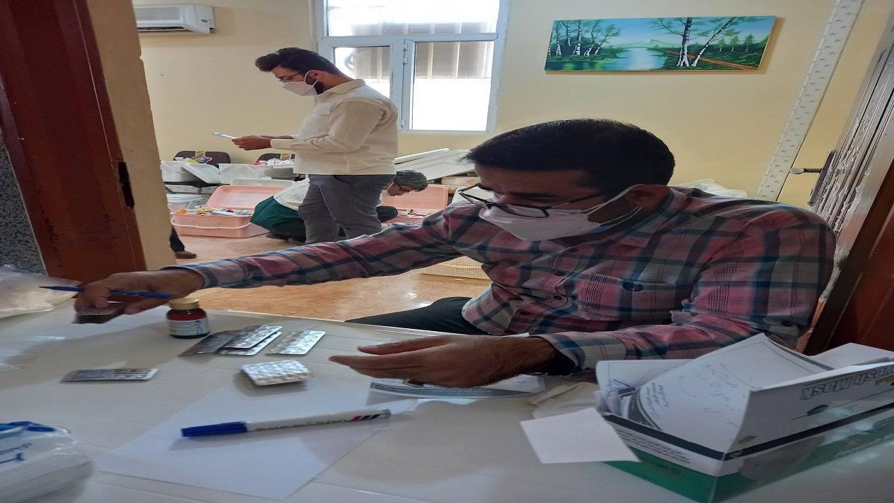 ویزیت رایگان، خدمت بی منت پزشکان به مددجویان کمیته امداد بندر امام خمینی (ره)