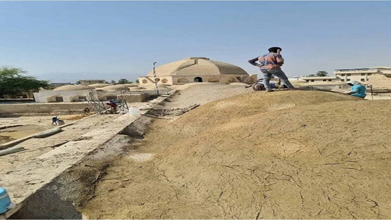 دست مرمت گران بر سر بازار قیصریه