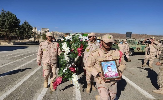 شهادت سرباز مرزبانی بر اثر درگیری در محل تردد تروریستها شهادت سرباز مرزبانی بر اثر درگیری در محل تردد تروریستها