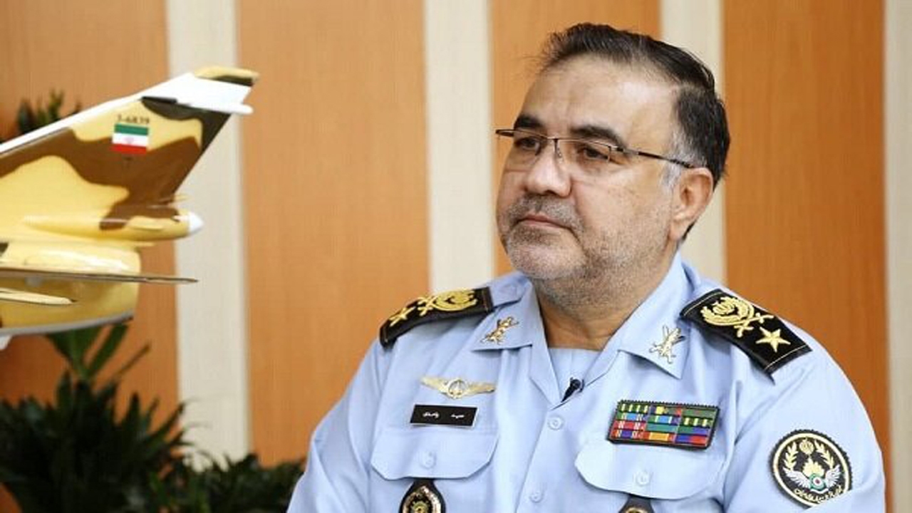 دیدار فرمانده نیروی هوایی ارتش با خانواده های پایگاه هوایی شهید عبدالکریمی