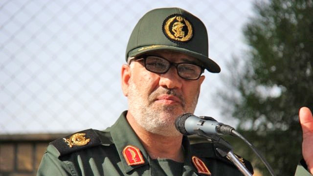 تسلیم زور نشدن ملت ایران موجب افول آمریکا شده است