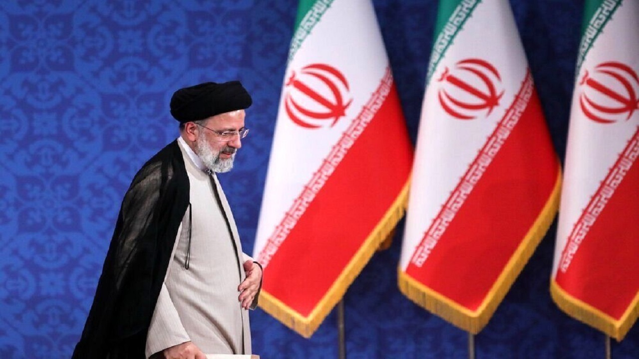 دولت سیزدهم با مردم با صداقت رفتار کرده است/ افزایش تورم نقطه ضعف بزرگ دولت است