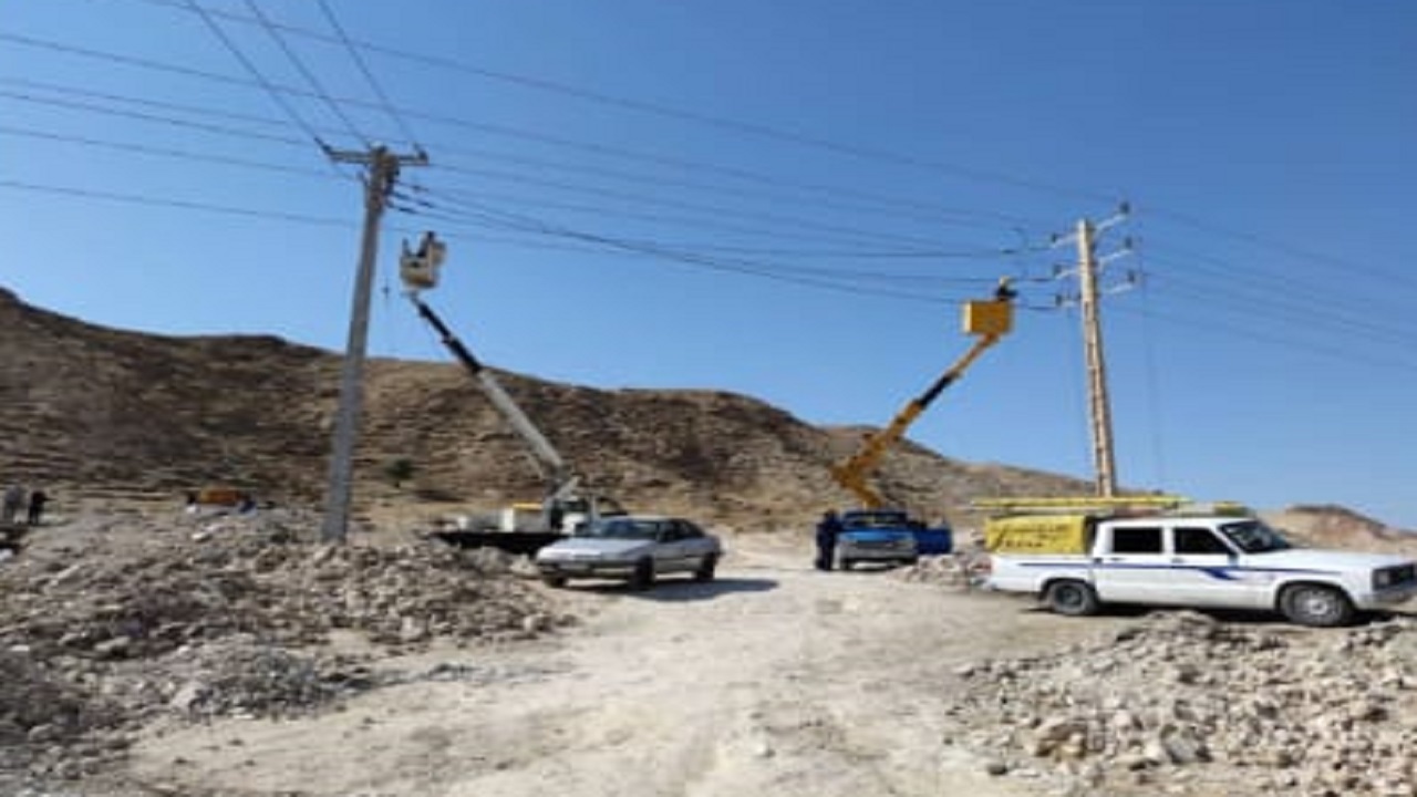 توسعه شبکه برق رسانی به بخش میداود