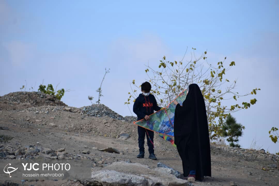 جشنواره بادبادک کوهشار مشهد+ تصویر