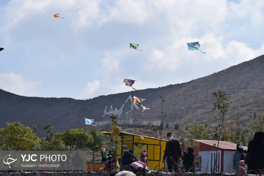 جشنواره بادبادک کوهشار مشهد+ تصویر