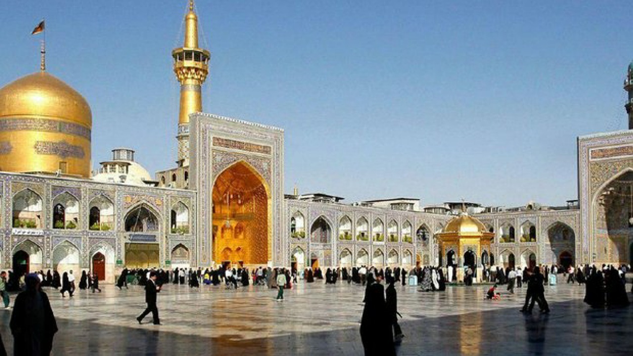 تشرف اهالی شهرک جزامی‌ها به حرم مطهر رضوی+ فیلم
