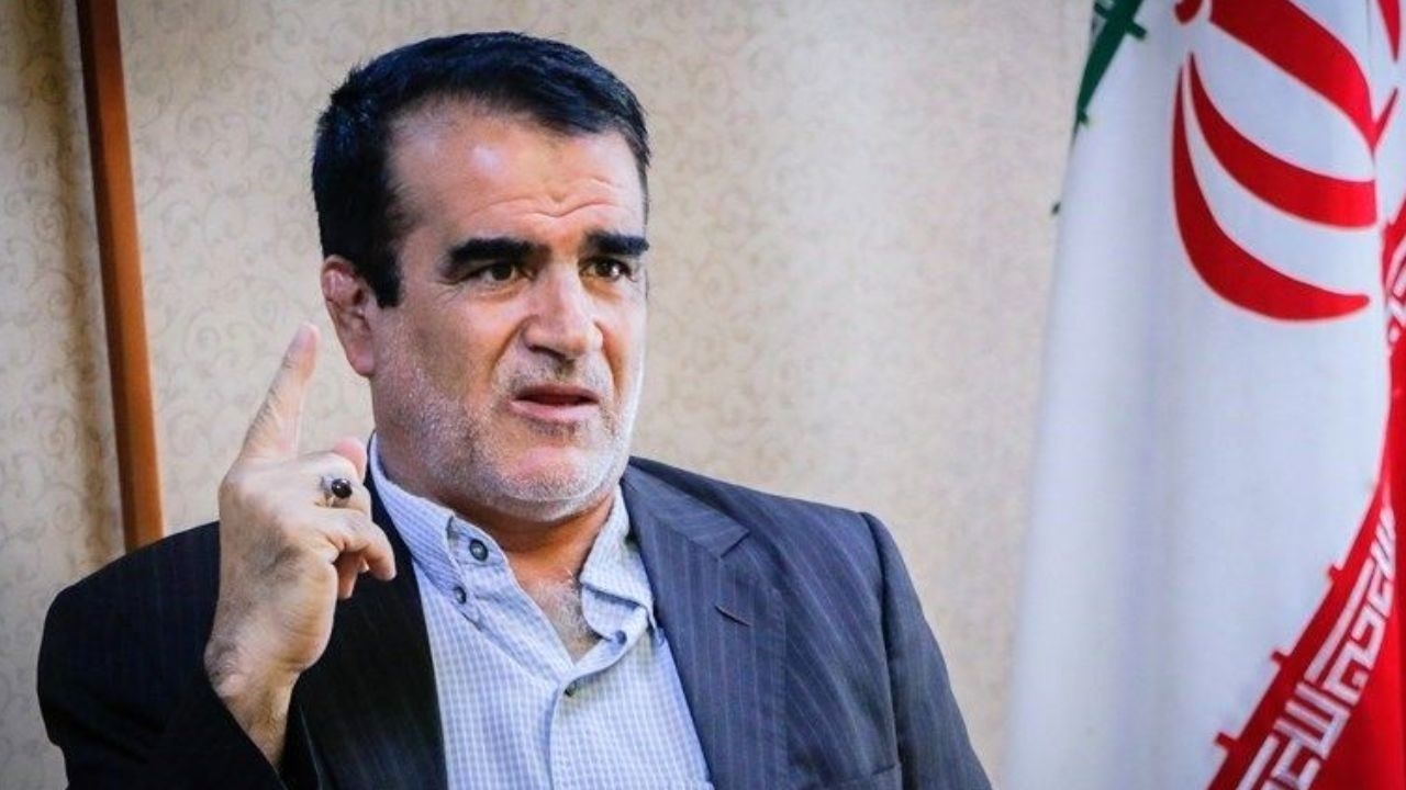 یارانه احزاب از وابسته شدن حزب به بنگاه های منفعت طلب جلوگیری می کند