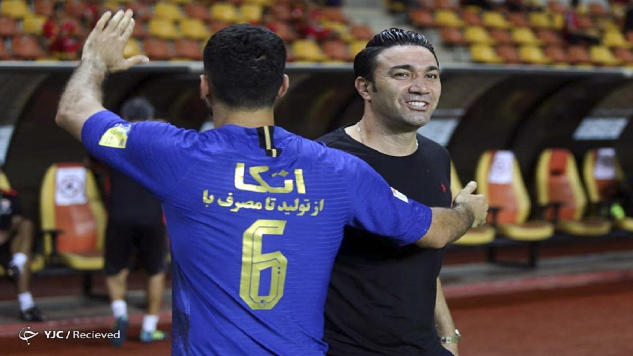 فولاد بالاخره بازیکنی را از تیم فوتبال استقلال جذب می‌کند؟