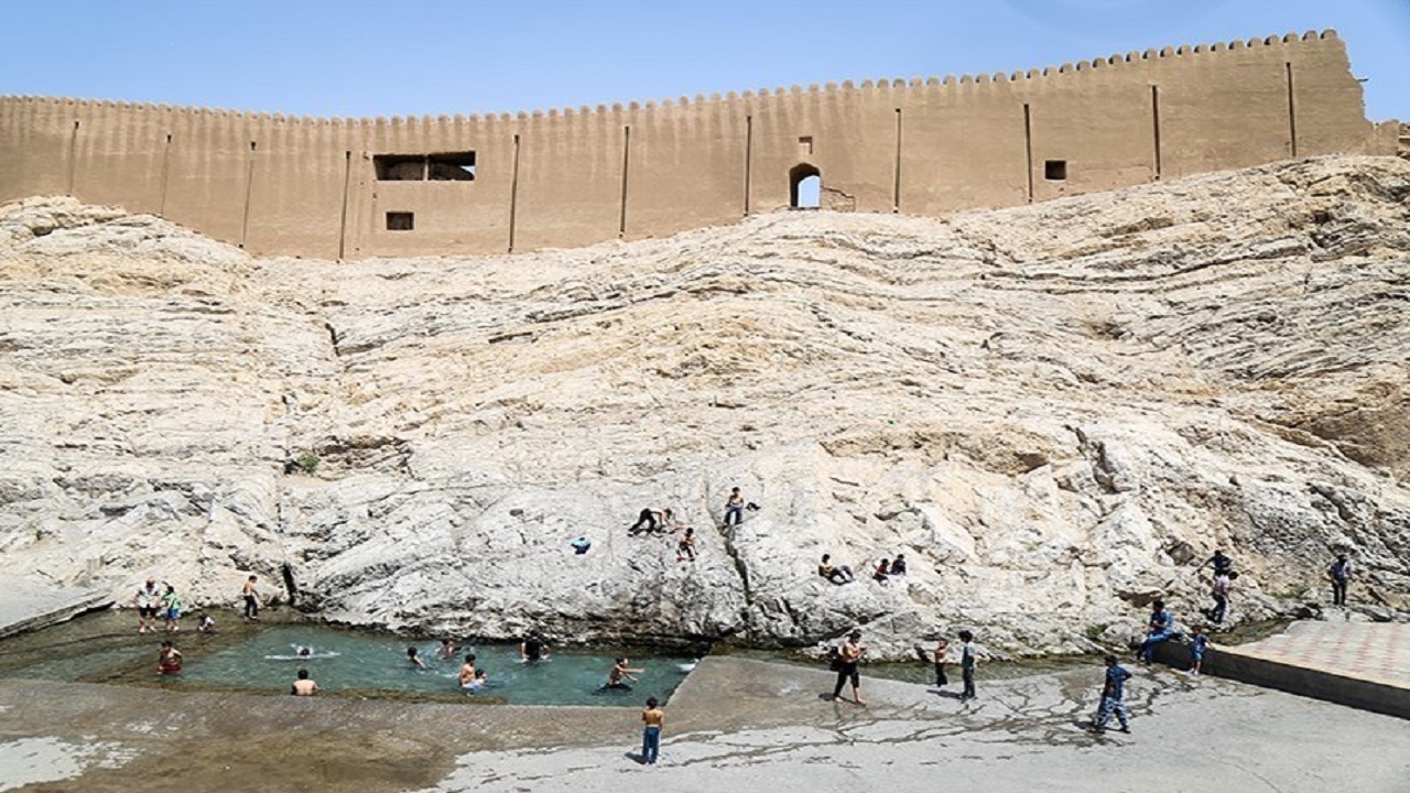 چشمه ۸ هزار ساله تهران کجاست؟