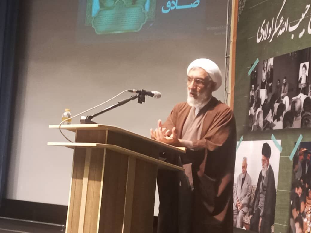 هرکس به فکر ملت است باید از دولت حمایت کند/ دولت با پشتوانه، همبستگی و تعامل ملی در مذاکرات شرکت کند و بیشترین حق را بگیرد