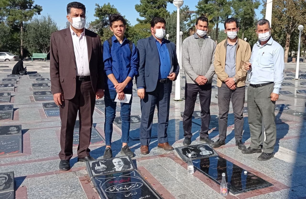 تجدید پیمان دانش آموزان گرگانی با شهدا + فیلم و تصاویر