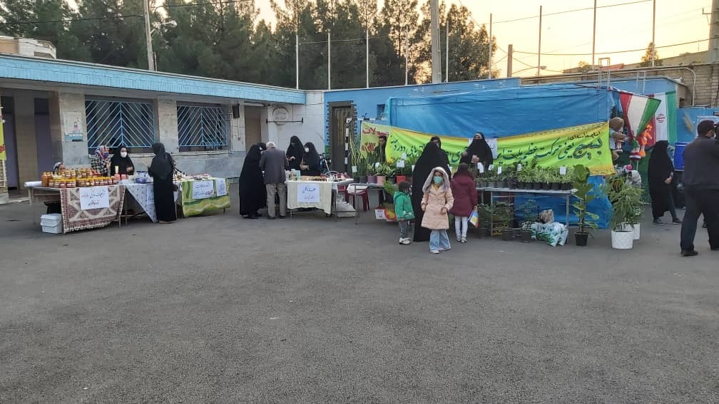 &nbsp;برپایی نمایشگاه مشاغل خانگی و تولیدی نجم السماء در قم