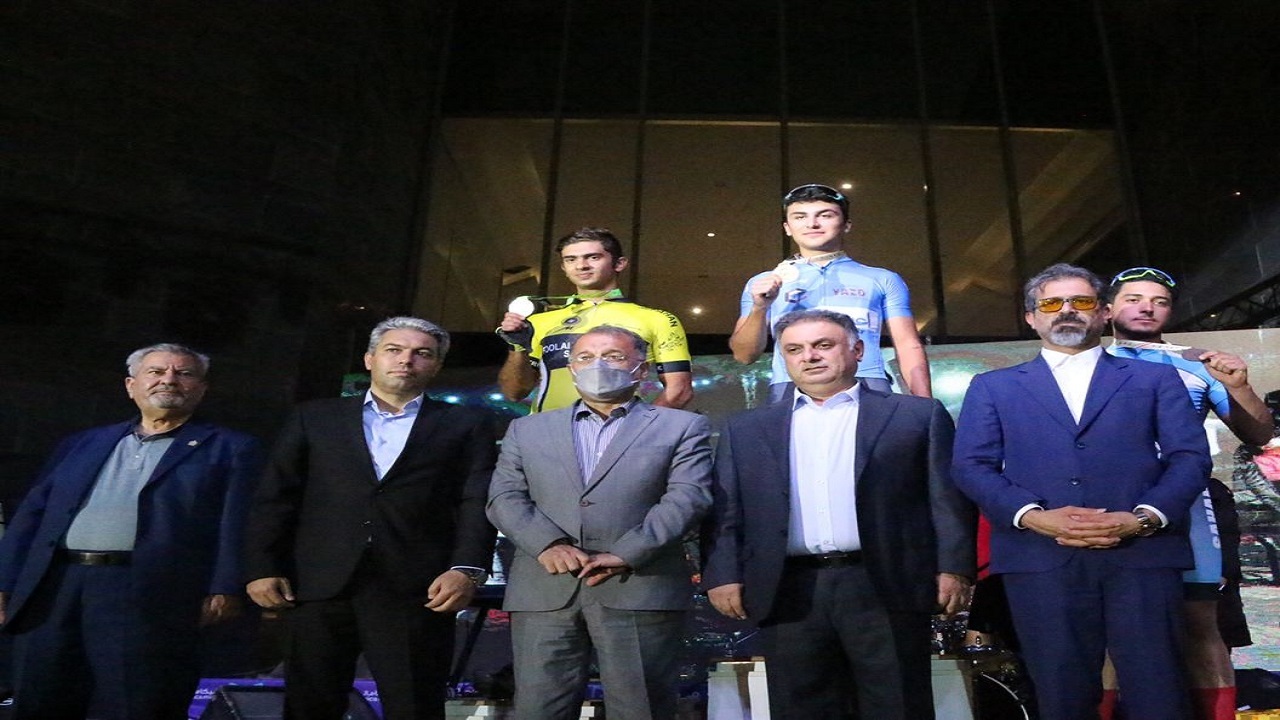نادری، فاتح مسابقات دوچرخه سواری استقامت جاده شد
