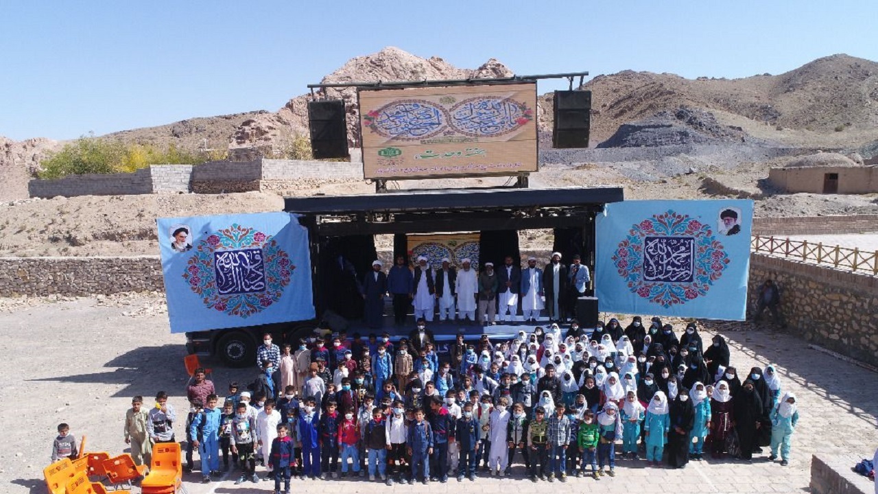 کاروان سفیر آفتاب مهمان شهرستان درمیان