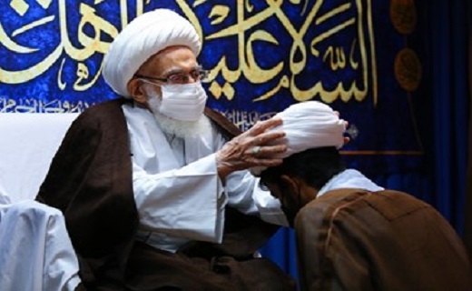 عمامه گذاری طلاب در روز میلاد پیامبر اسلام (ص)