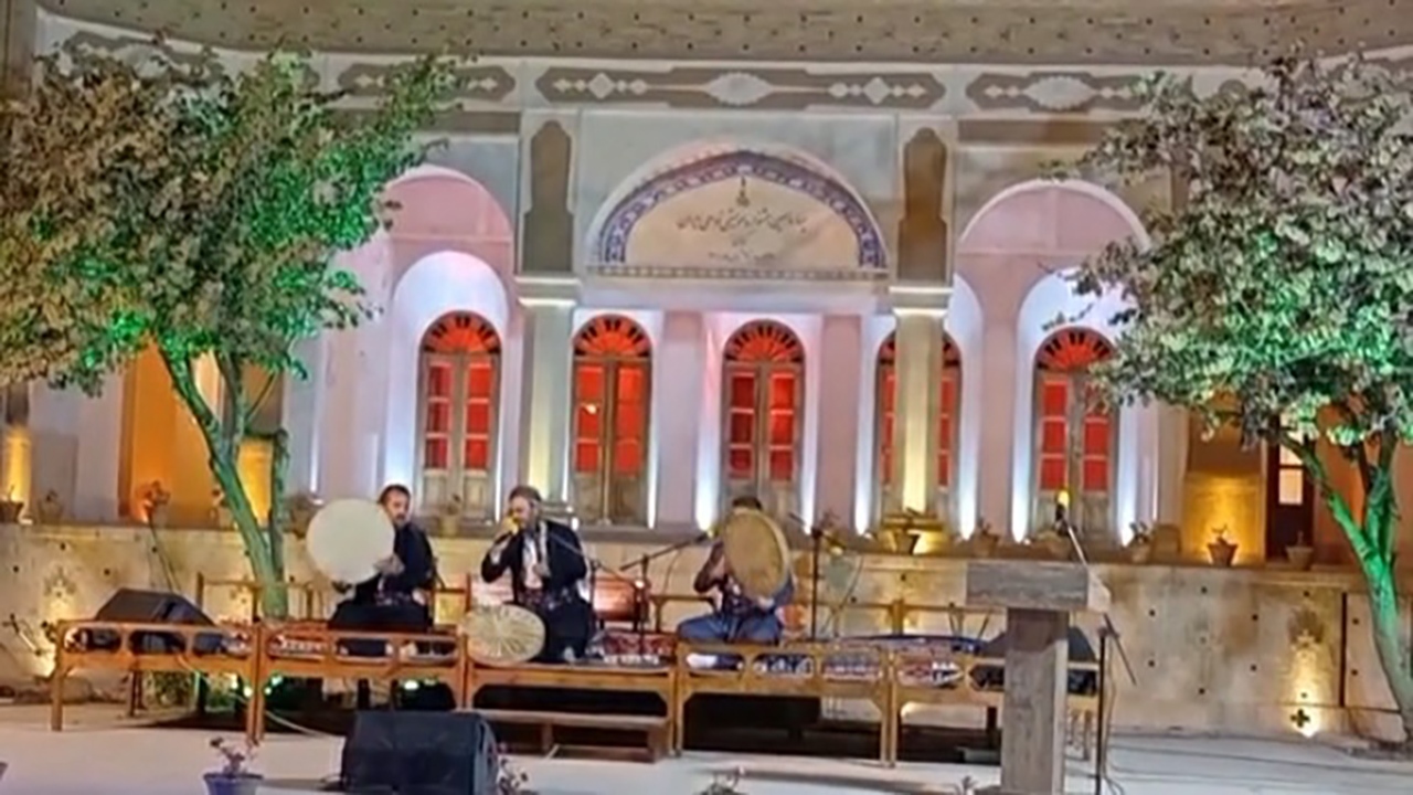 ساز جشنواره موسیقی نواحی ایران برای همیشه در کرمان کوک شد