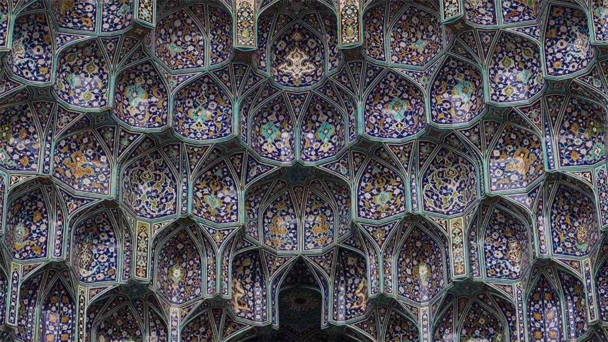 ۹ رنگ که جهانیان به نام ایران ما می&zwnj;شناسند؛ ازآبی لاجوردی میانه تا رز ایرانی + تصاویر