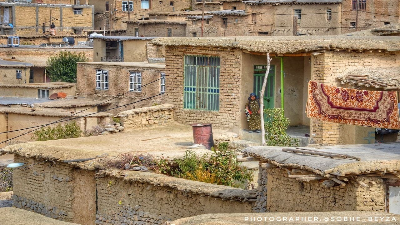از