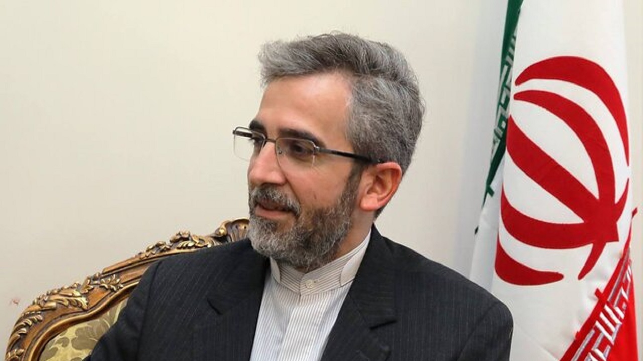 دیدار علی باقری با معاون خاورمیانه وزیر خارجه انگلیس/ گفت‌وگو درباره مسائل دوجانبه