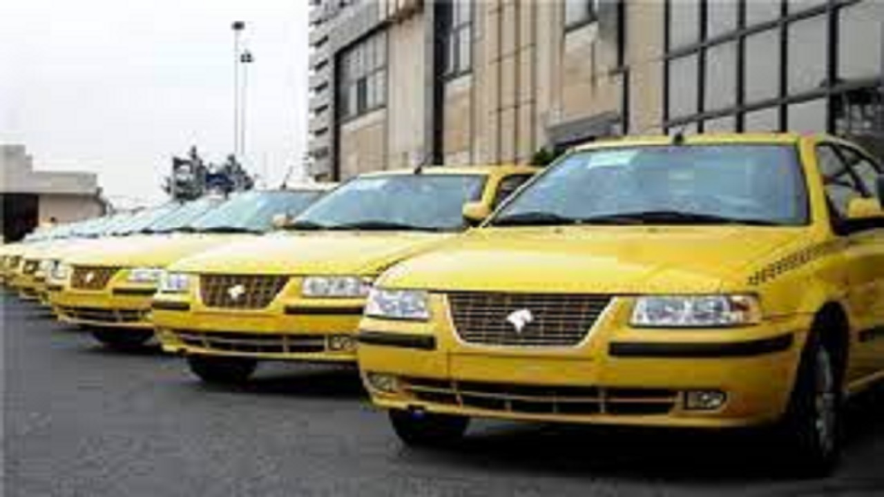 اعمال قانون ۲۱۰ دستگاه تاکسی اینترنتی متخلف در همدان