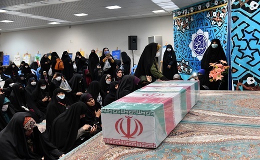 وداع با پیکر شهیده فاطمه اسدی در مسجد مقدس جمکران +تصاویر وداع با پیکر شهیده فاطمه اسدی در مسجد مقدس جمکران +تصاویر