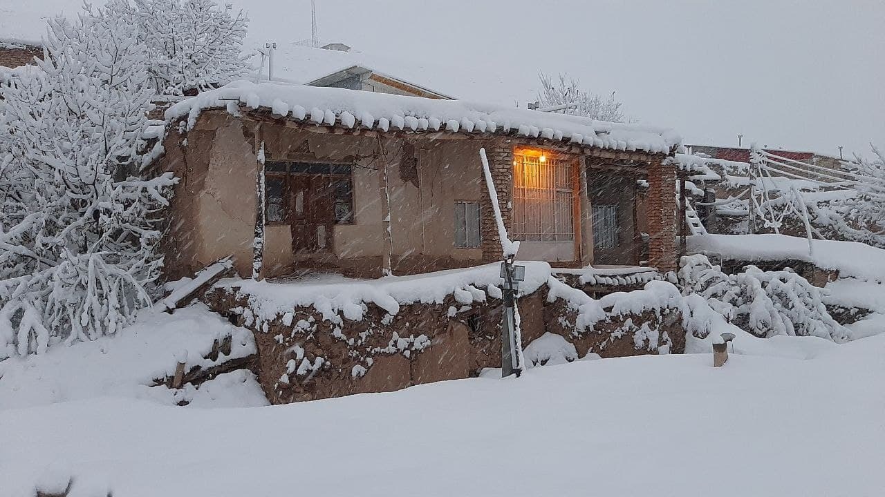 سفیدپوش شدن روستای توآباد + تصاویر