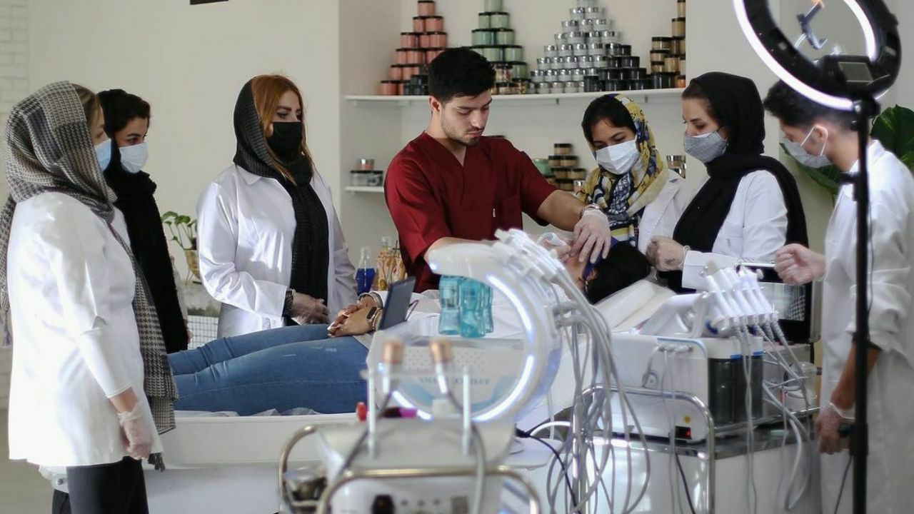 ولع به زیر تیغ رفتن؛ چگونه می‌توان عوارض جراحی زیبایی را کاهش داد؟