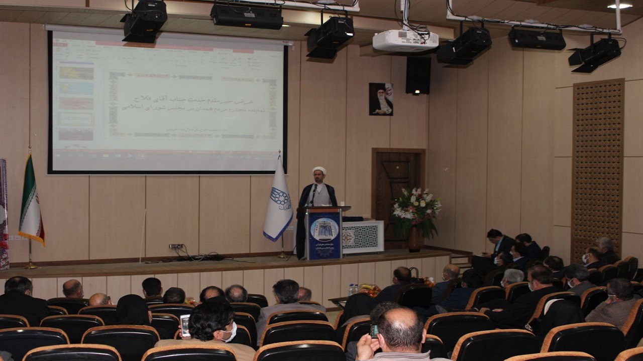 تعهد در کنار تخصص باعث پیشرفت کارها می شود