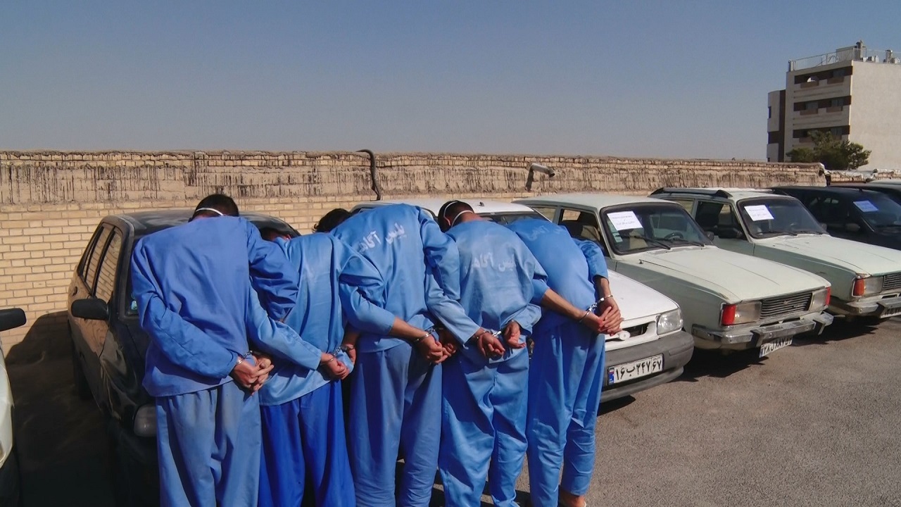 انهدام باند‌ سرقت منزل و خودرو در اصفهان