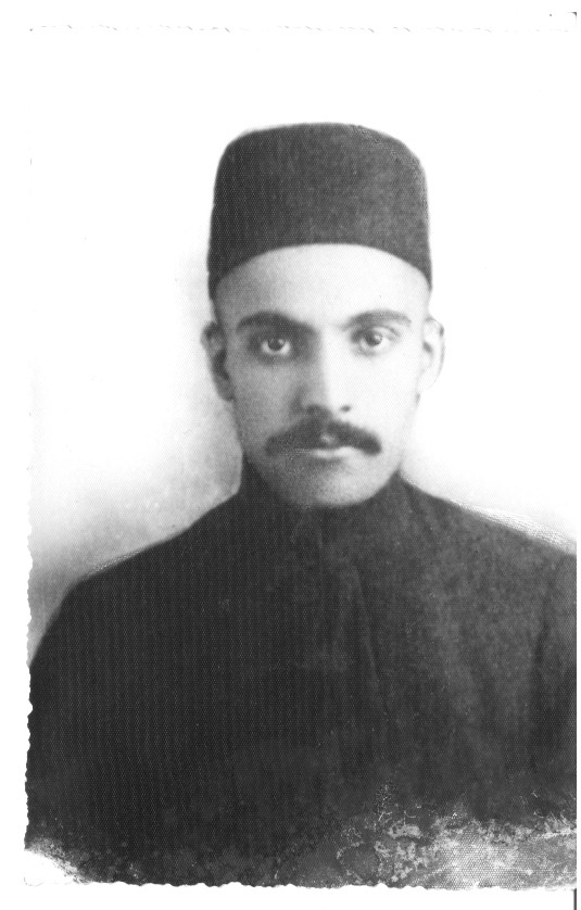 دختر جوان تبریزی با هزینه ازدواجش کتاب هدیه می&zwnj;دهد