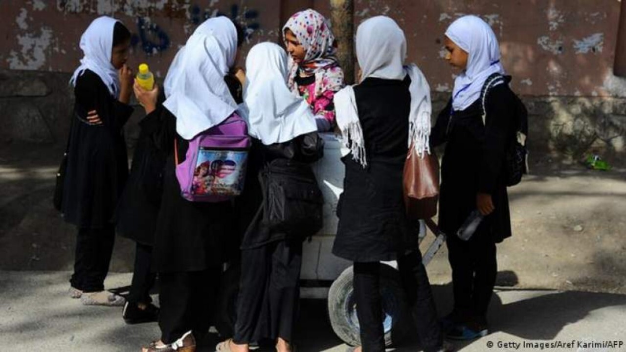 طالبان مکاتب دخترانه در هرات را بستند