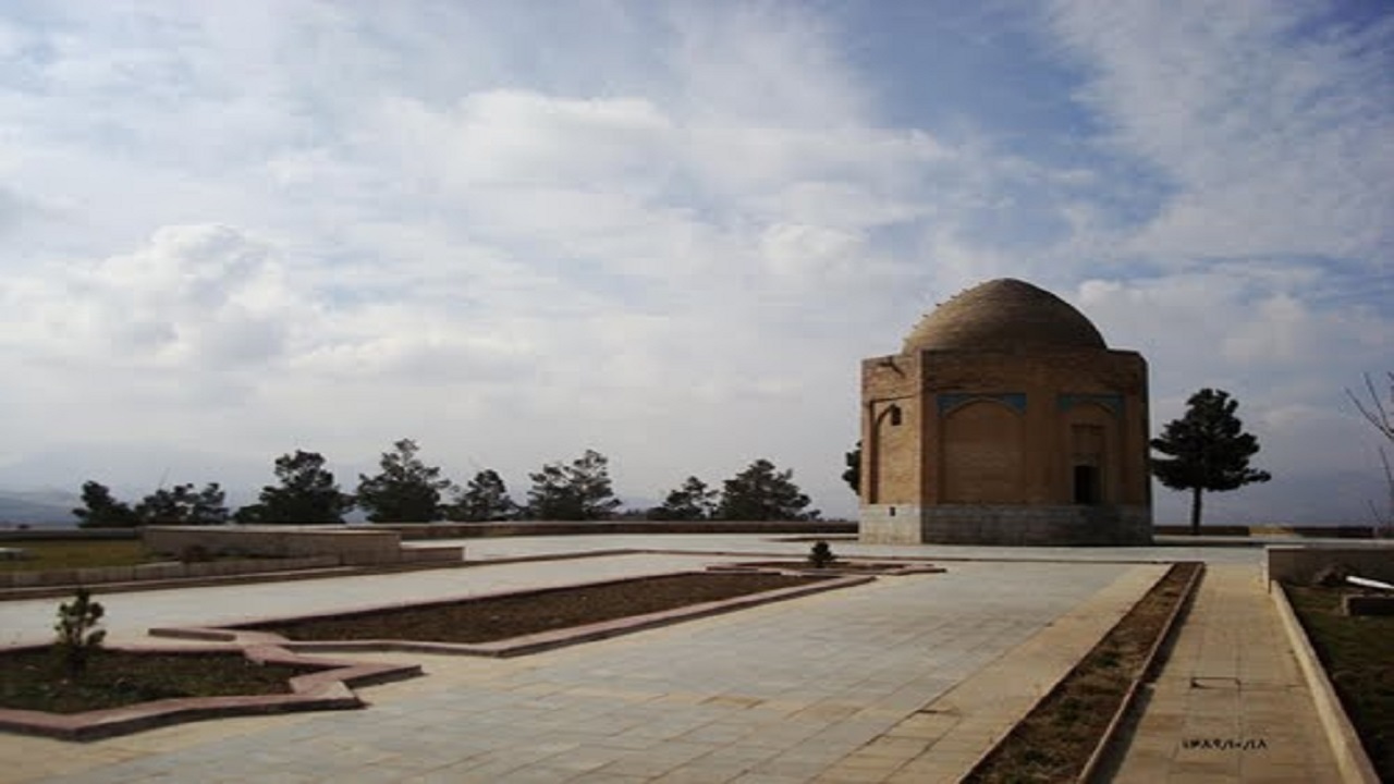 «بقعه مالک» سنقر وکلیایی مرمت شد