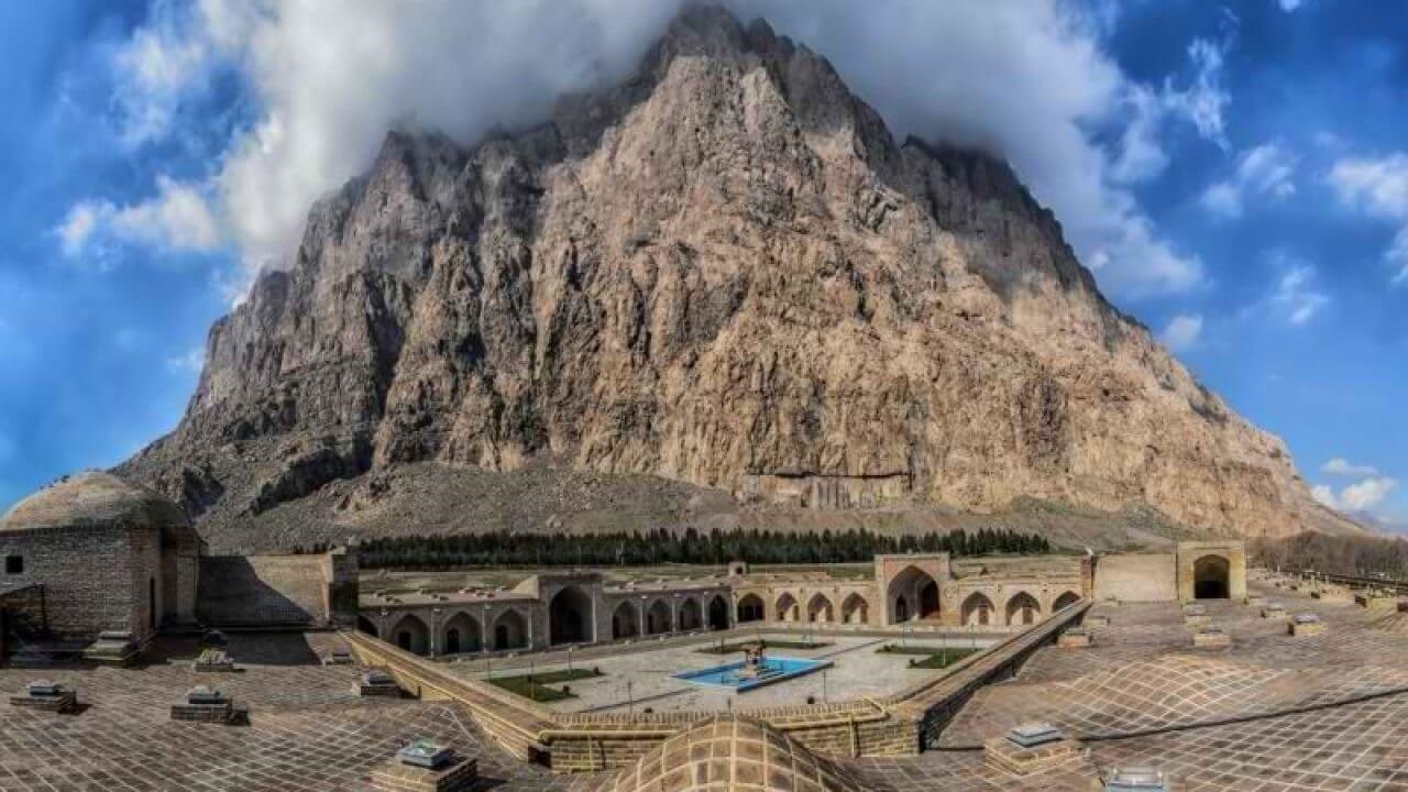 مرمت و ساماندهی ۱۰ اثر تاریخی در کرمانشاه
