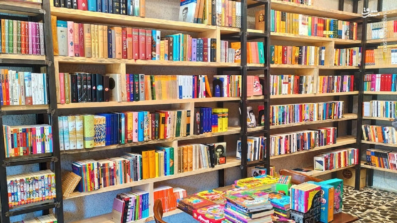 کتابفروشان برای شرکت در طرح پاییزه کتاب ۱۴۰۰ اقدام کنند