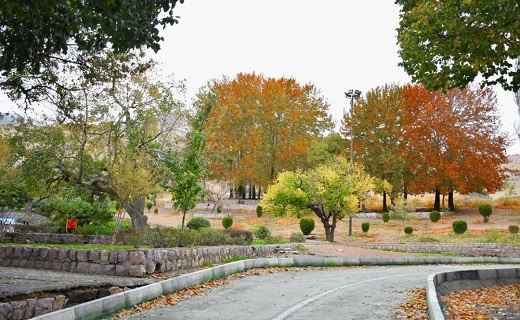 نمایی از طبیعت چشم نواز پاییزی سنندج
