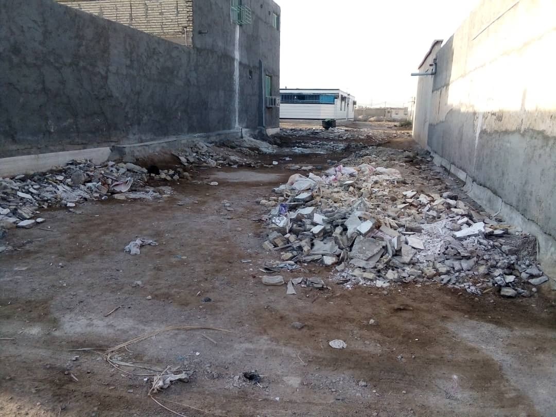از
