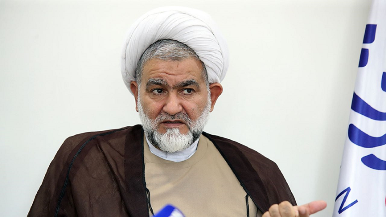 امکان کنترل قیمت‌ها بعد از حذف ارز ۴۲۰۰ تومانی وجود دارد/ دولت پول را به چند تاجر داده و دنبال دزدگیری می‌رود