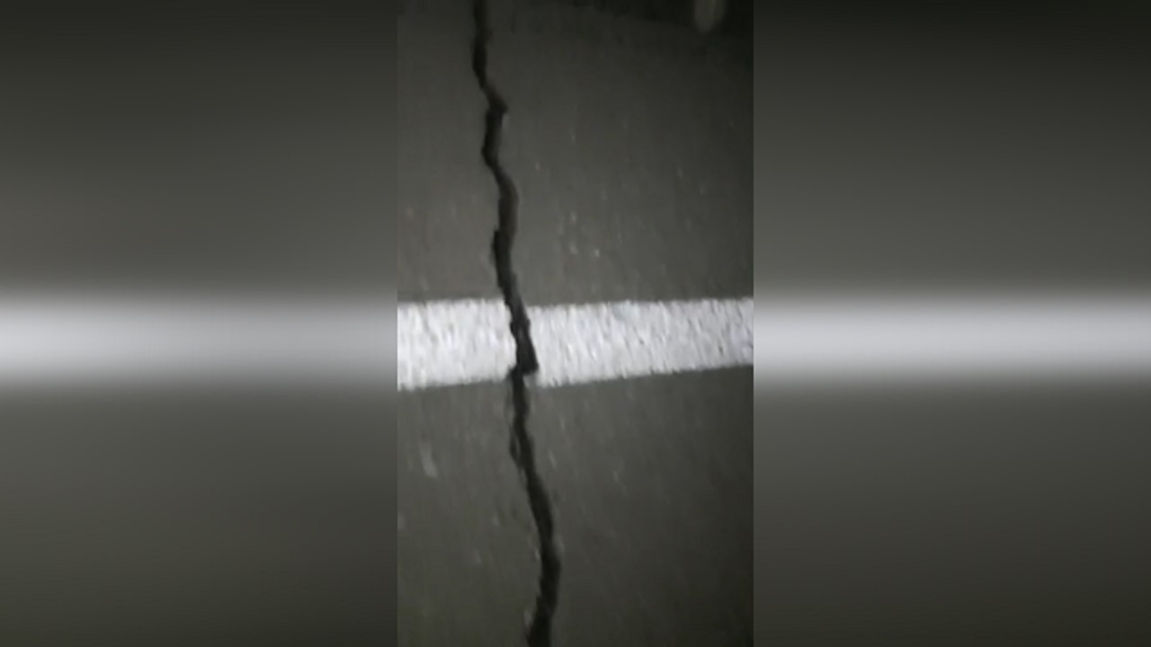 کانال آب یا سیاهچاله خودرو&zwnj;ها؟ /اثرات زلزله اخیر جزیره قشم بر شهر&zwnj;های مجاور