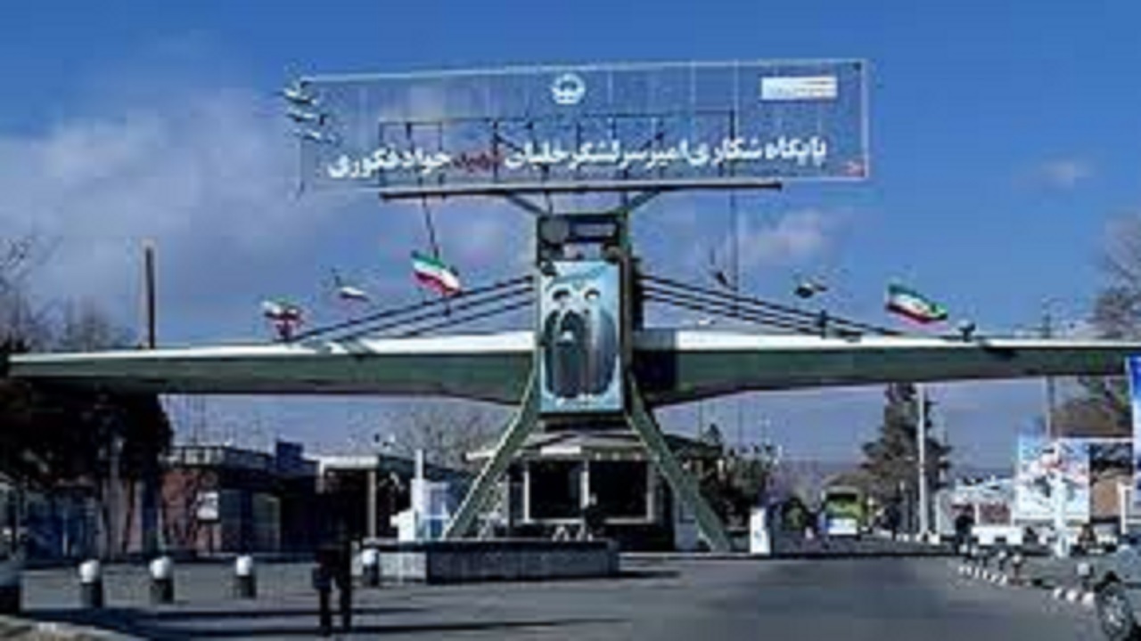 بازدید ائمه جمعه استان آذربایجان شرقی از پایگاه هوایی شهید فکوری تبریز