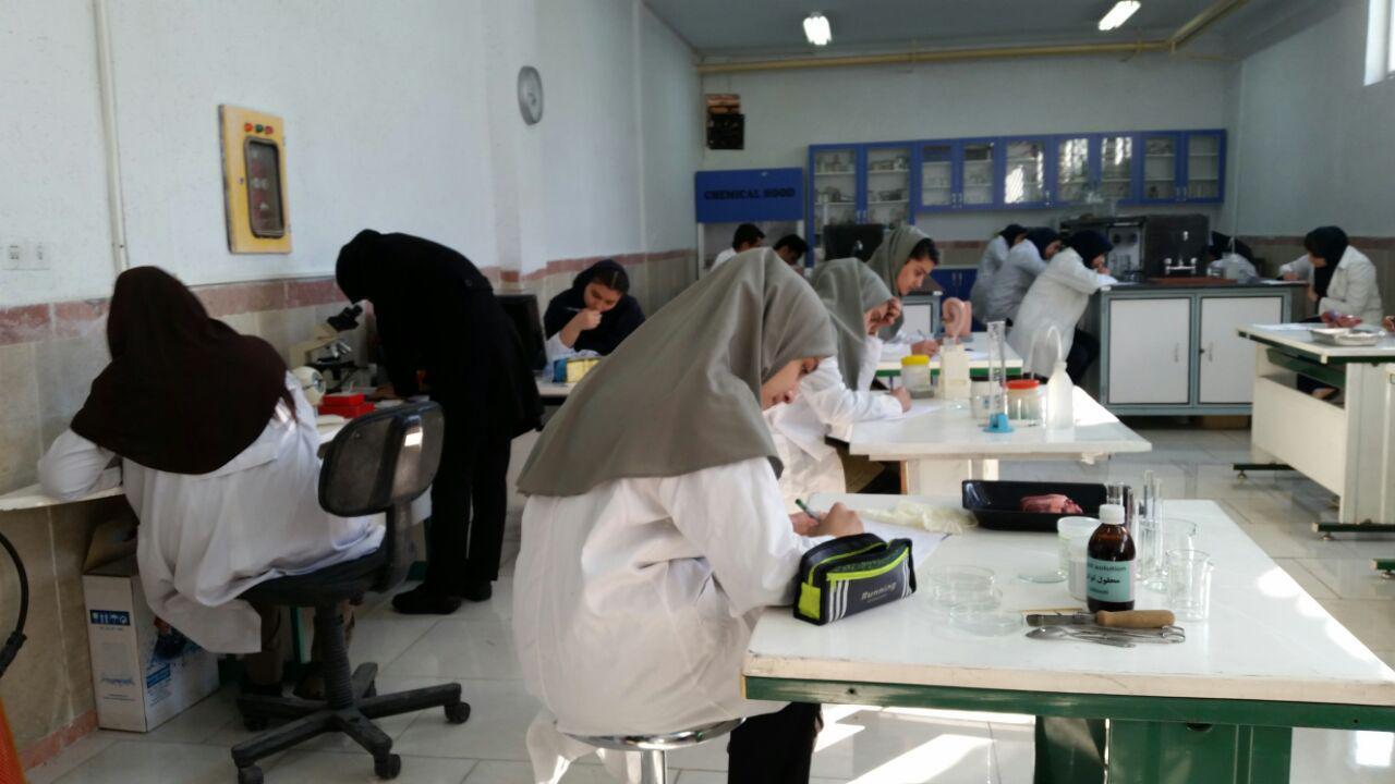 ارتقای آزمایشگاه نانو پژوهش سرای فارابی اهواز در کشور