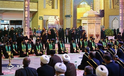 آیین شمع گردانی خادمان حضرت معصومه (س)برگزار شد +تصاویر