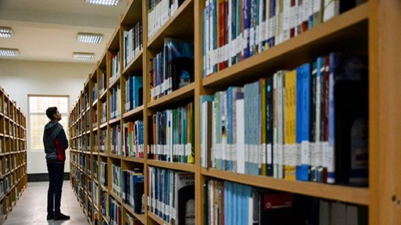 استان بوشهر کتابخانه مرکزی ندارد