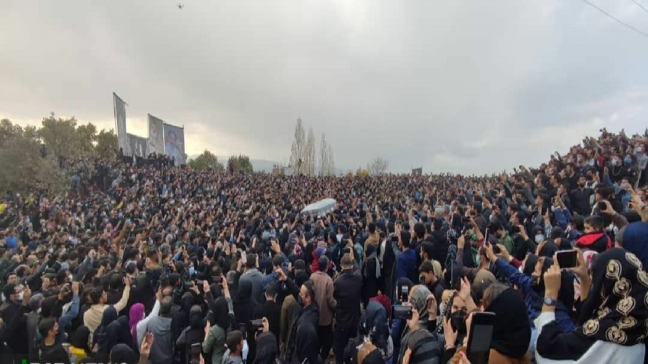 پیکر خواننده کهگیلویه وبویراحمدی در آرامگاهش آرام گرفت
