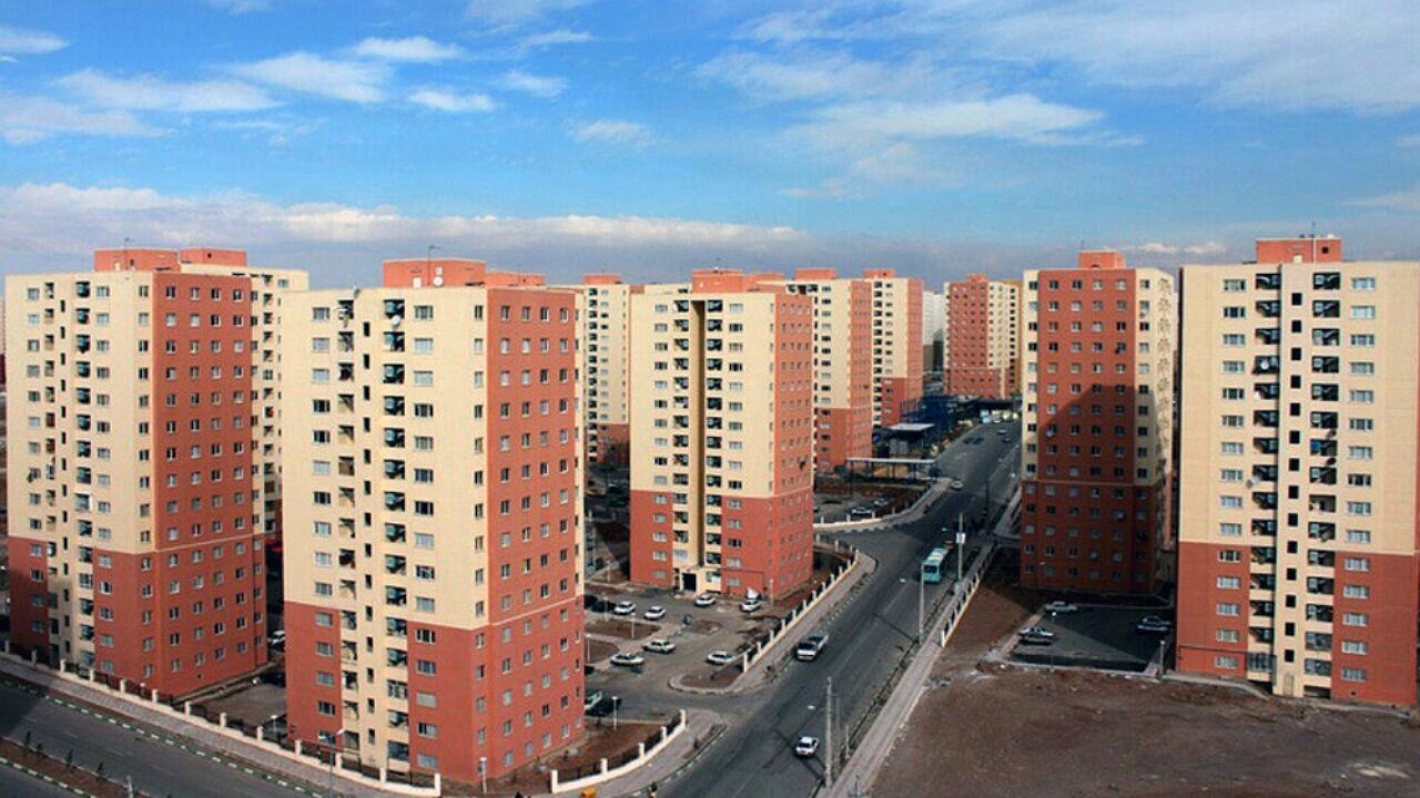 طرح نهضت مسکن در اصفهان به کجا رسید؟