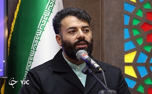 از کتاب قلبی برایت می تپد رونمایی شد