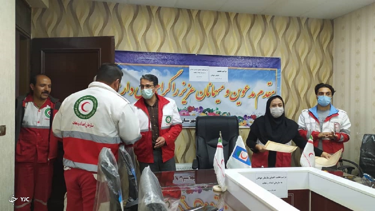 برگزاری آیین تحلیف ۱۵ نفر از اعضای جمعیت هلال احمر بروجن