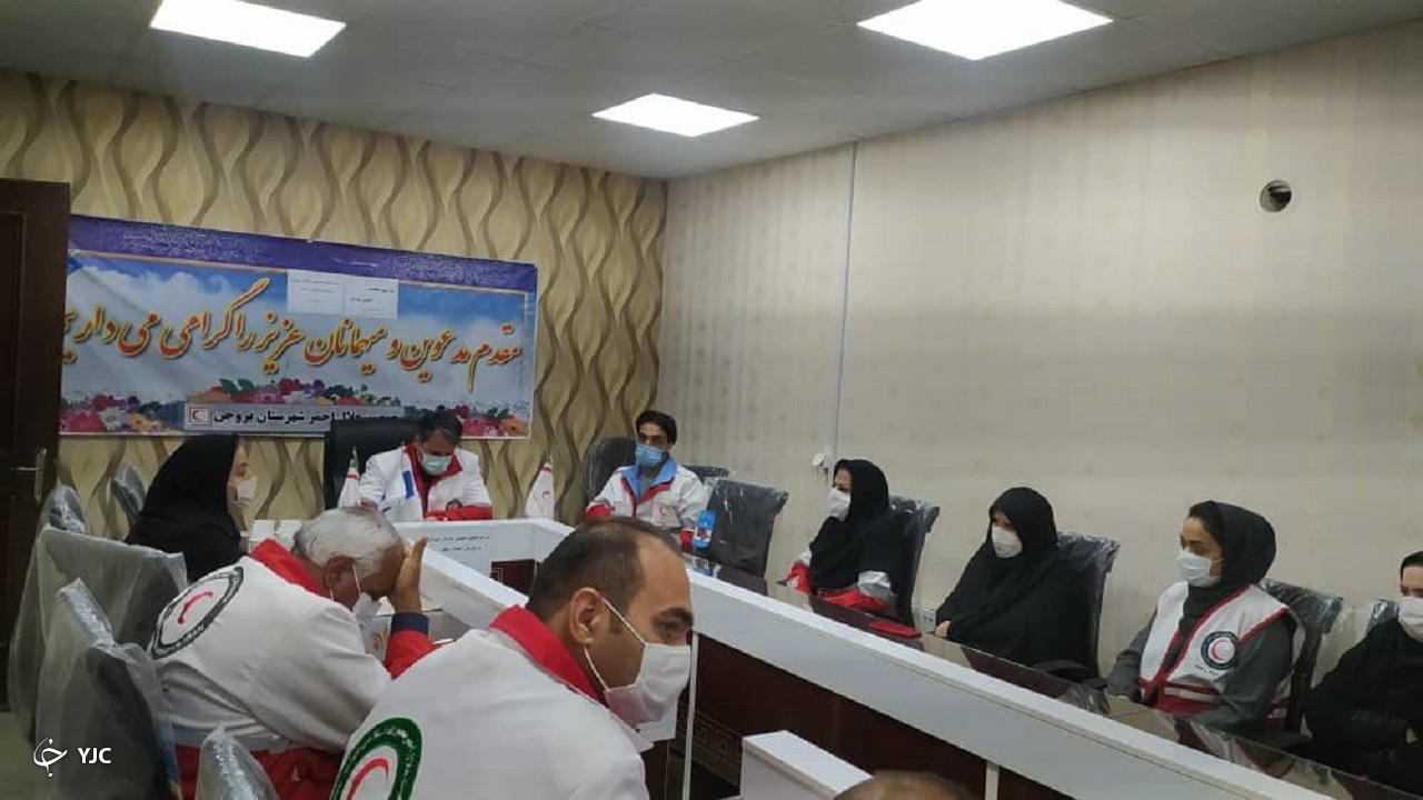 برگزاری آیین تحلیف ۱۵ نفر از اعضای جمعیت هلال احمر بروجن