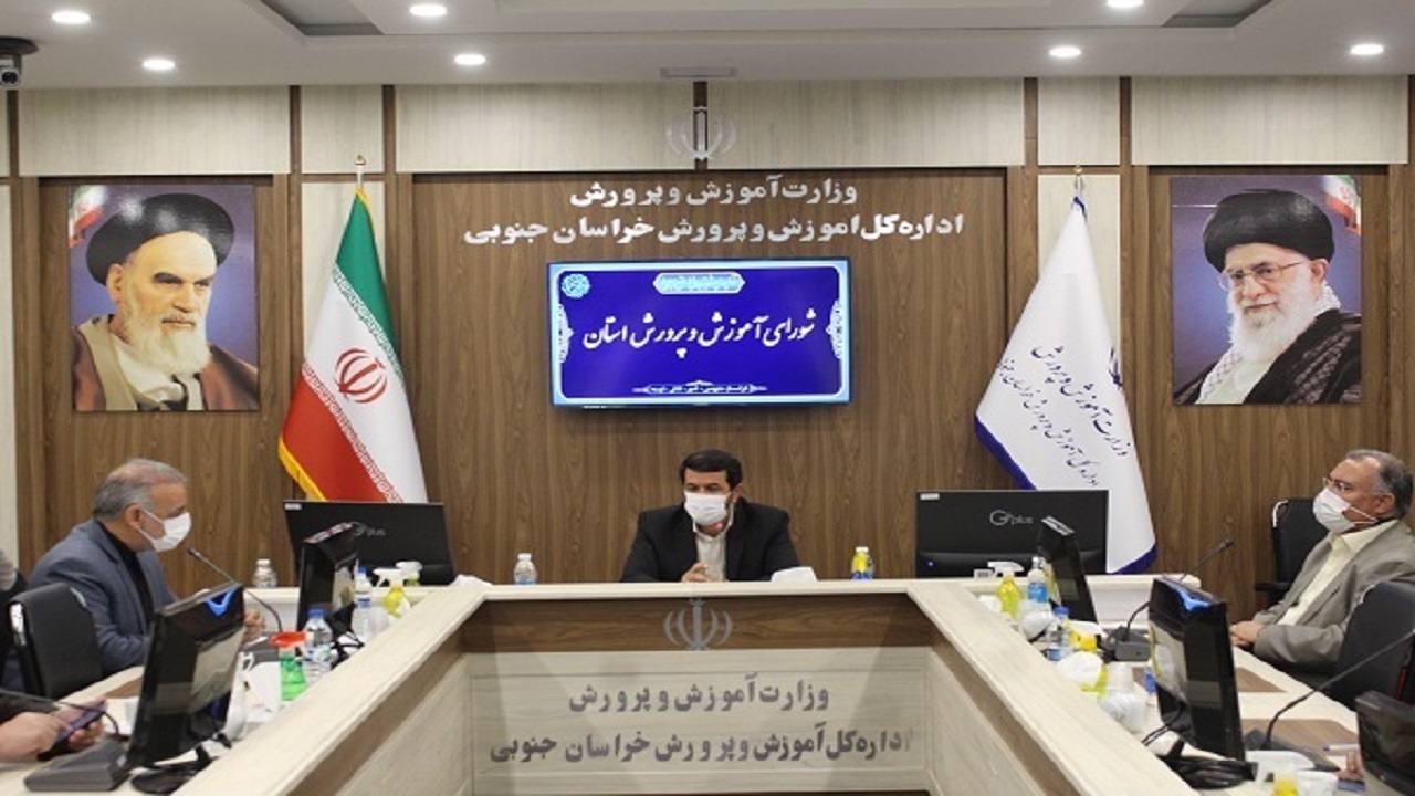 موافقت استاندار خراسان جنوبی با اختصاص ۵ تبلت به مدارس مجری طرح آبا